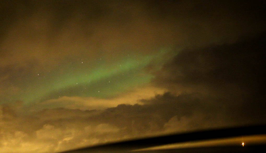 Polarlicht im Wolkenloch 18.2.2015